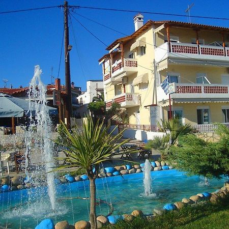 Peristerianos Apartments Nea Skioni Exteriér fotografie