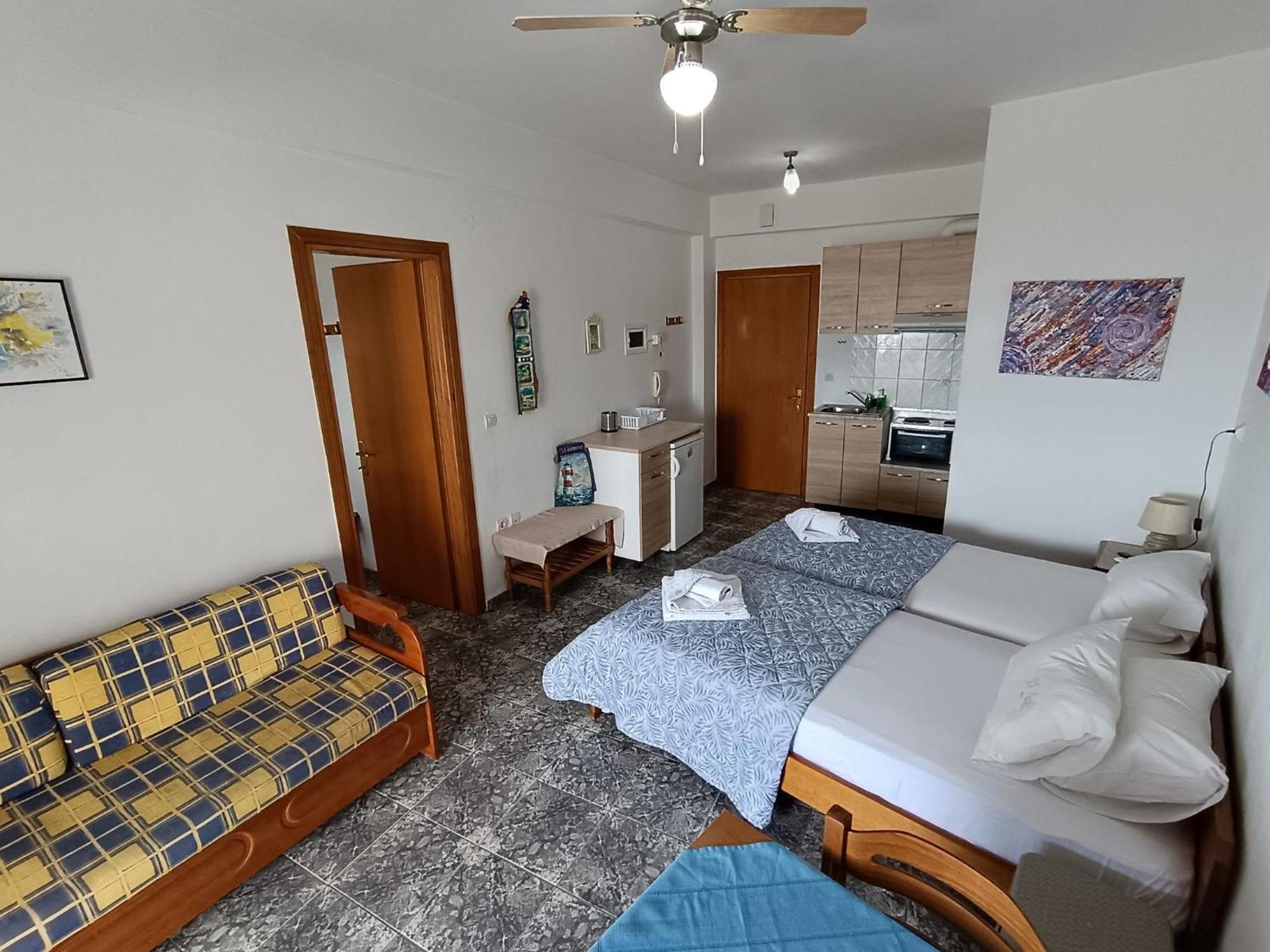 Peristerianos Apartments Nea Skioni Exteriér fotografie