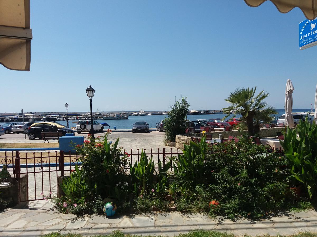 Peristerianos Apartments Nea Skioni Exteriér fotografie