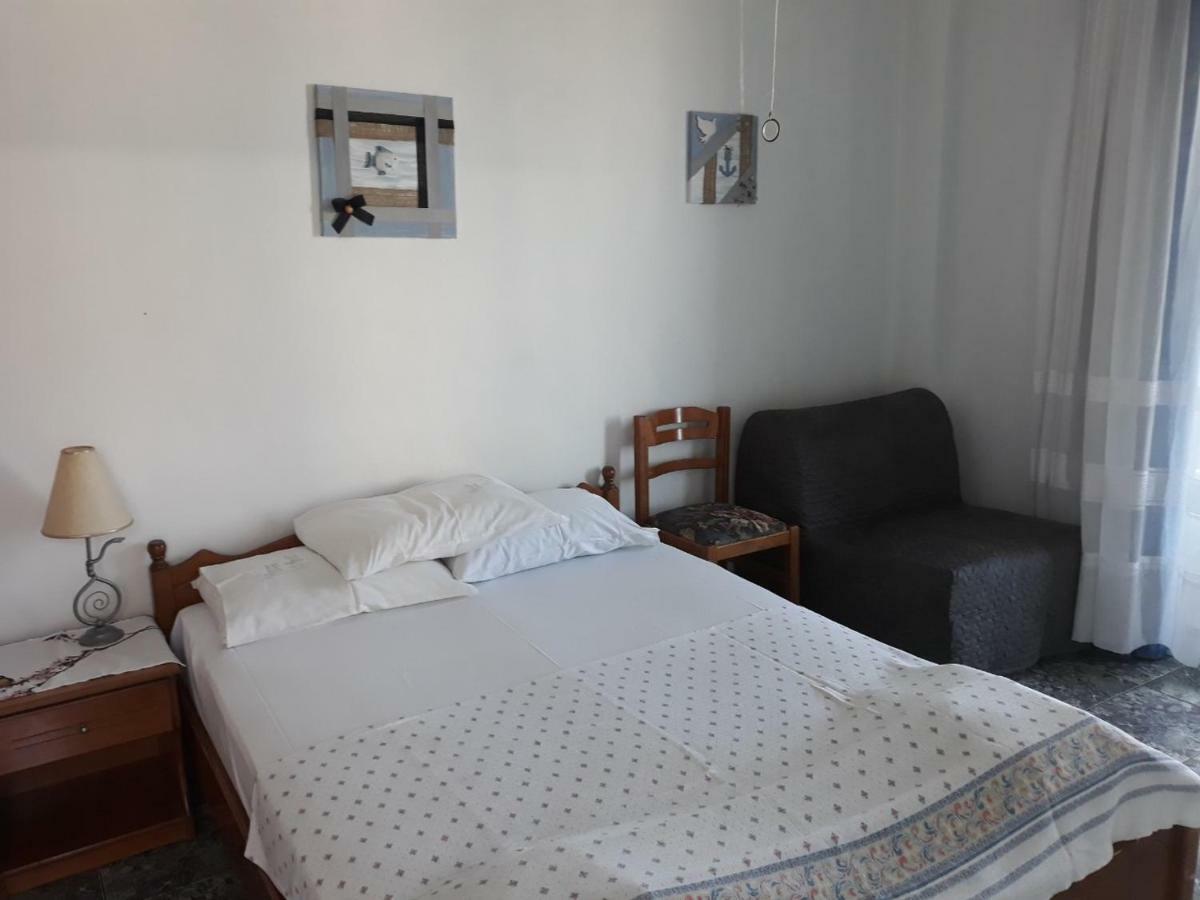 Peristerianos Apartments Nea Skioni Exteriér fotografie